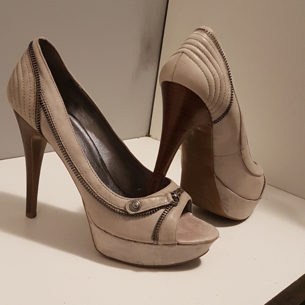Guess High Heels